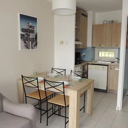 Apartment Cozy Apt With Terrace In Golfe Juan