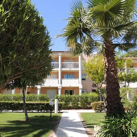 Apartment Cozy Apt With Terrace In Golfe Juan